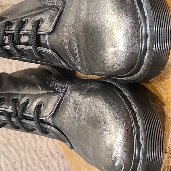 Y2K Dr. Martens - Picture 5 of 7